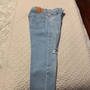 LEVI’S JEANS